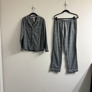 Gilligan & O'Malley Gray Plaid Sleepwear Pajama Set